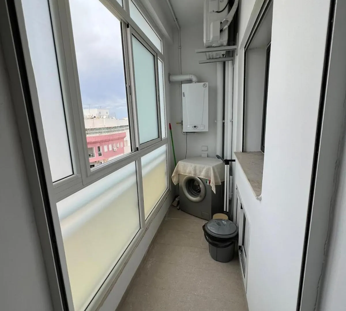 Lovely One Bedroom Flat ! Tunis Apartment